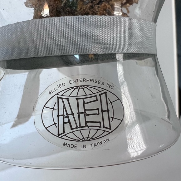 Vintage Decor with blue flowers - Picture 5 of 6